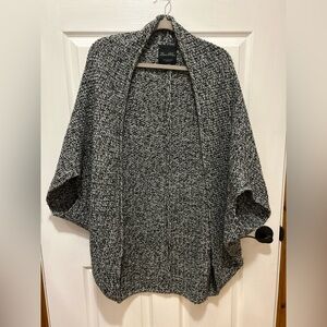 Zara Black and White Knit Shrug Cardigan Size M